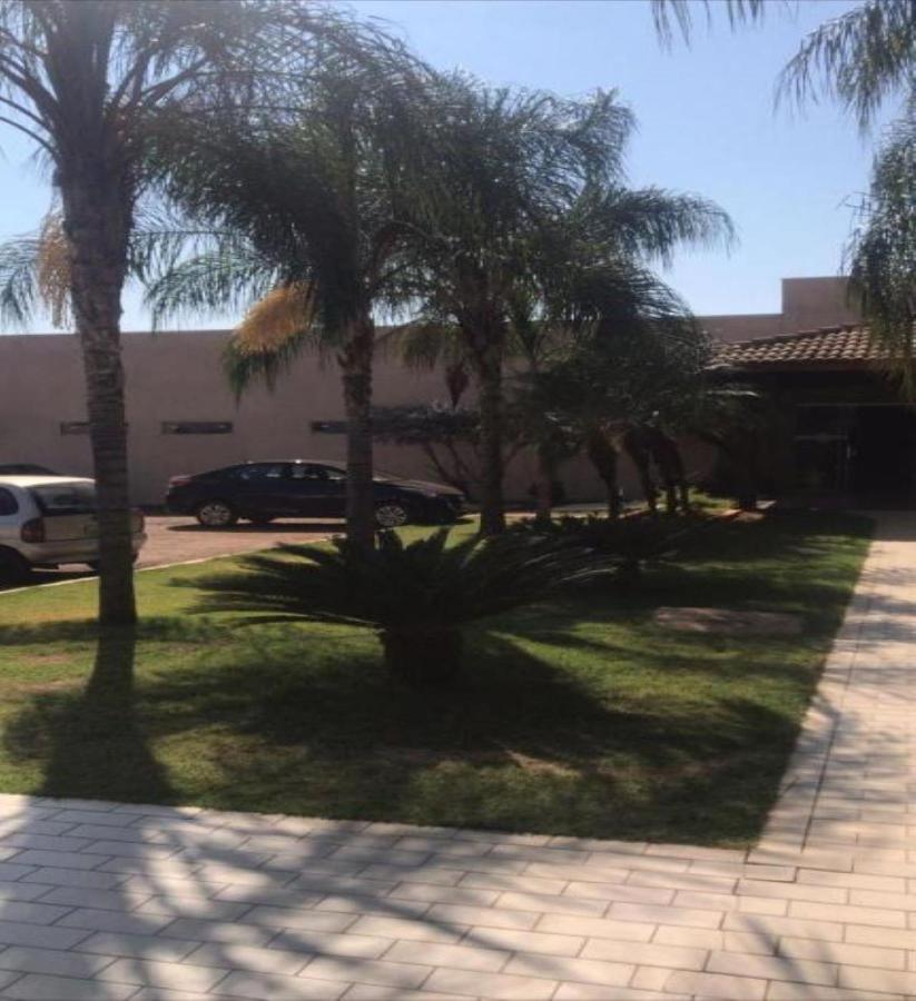 Emmis Park Hotel Aparecida do Taboado Kültér fotó
